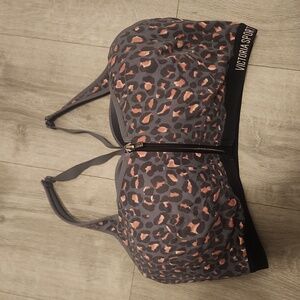 Victoria Secret  Sport Bra 38DDD Animal Print
